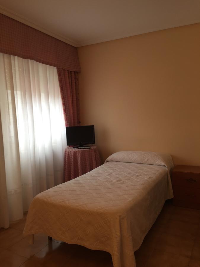 Hotel Restaurante Derby Карбалино Екстериор снимка