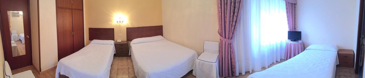 Hotel Restaurante Derby Карбалино Екстериор снимка